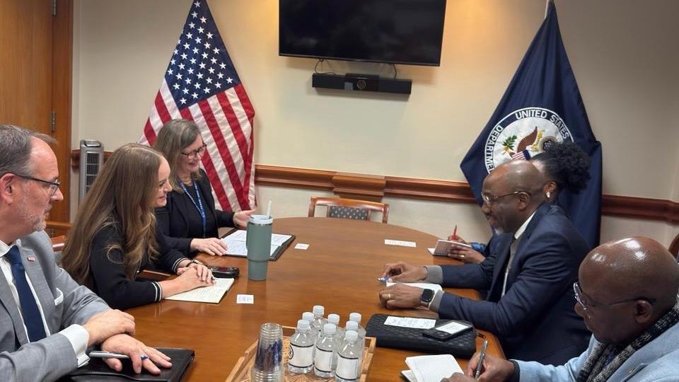 Projectos Logísticos Estruturantes no País 